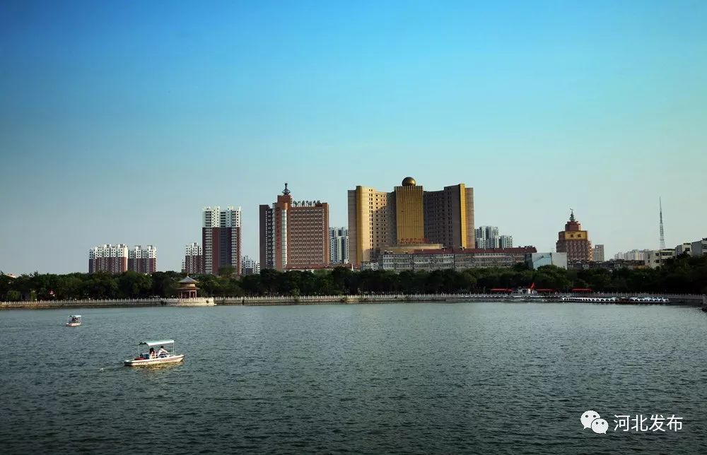 古郡沧州烟雨情，词人眼中的烟波浩渺